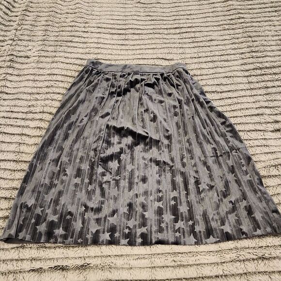 Blueish-gray velvet feel Sugar lips midi pleated skirt size S, new without tags! - Picture 12 of 12